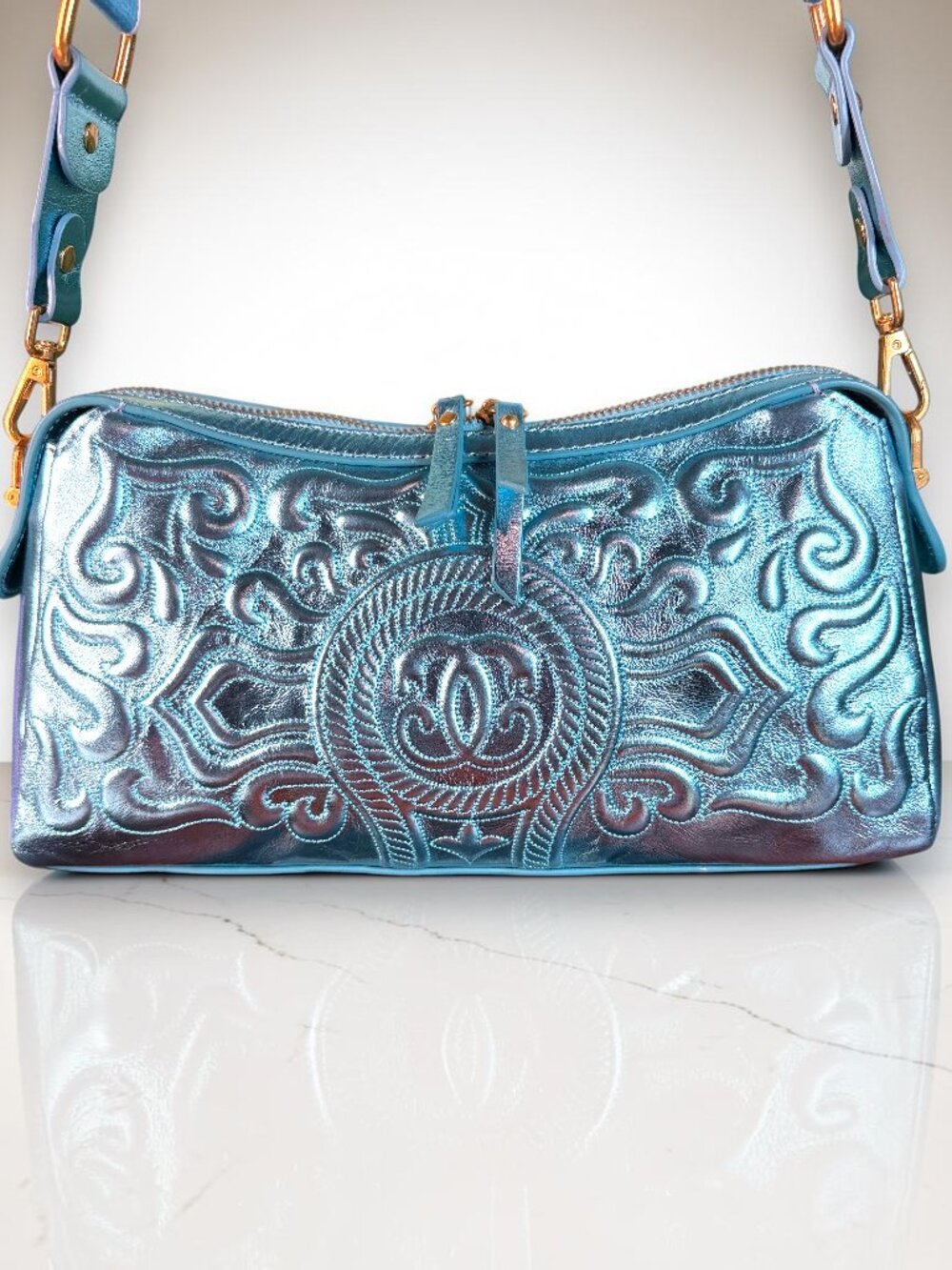Sharif 1827 Metallic Peacock Blue Embossed Leather Crossbody Shoulder Bag - Picture 2 of 13